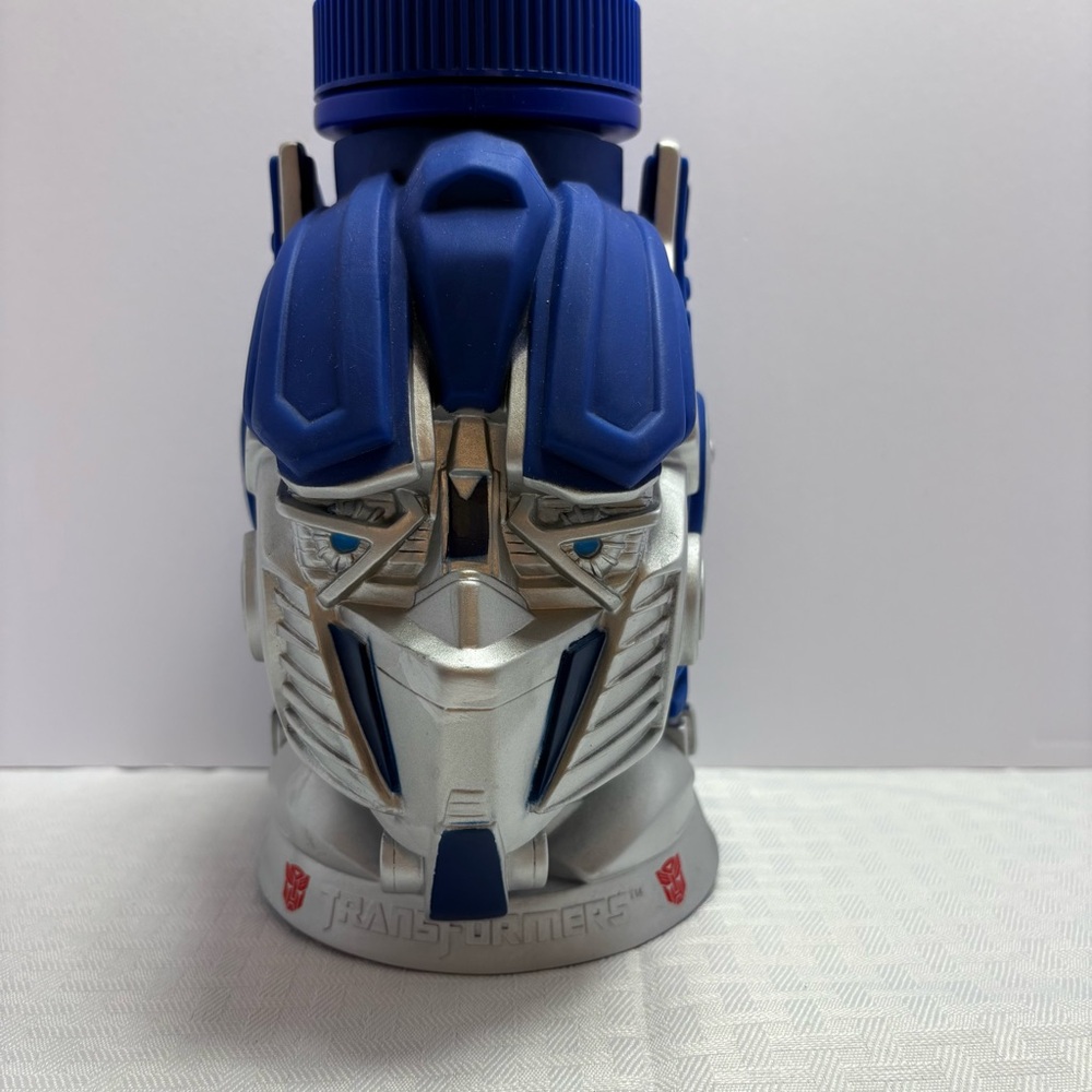 Hasbro Collectible Universal studio, Optimus prime Transformer sipper.